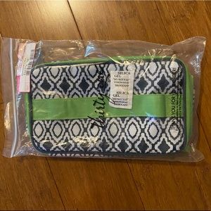 Thirty-One Glamour Case in Navy Perfect Pendant